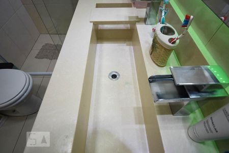 Apartamento para alugar com 133m², 3 quartos e 2 vagas Apartamento para alugar com 133m², 3 quartos e 2 vagasDetalhe do Banheiro Suíte 3