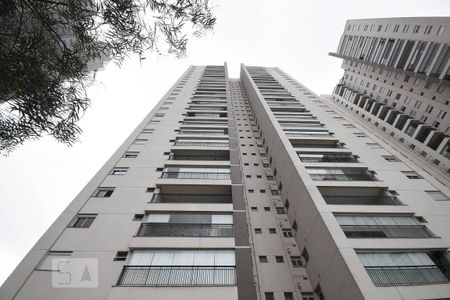 Apartamento para alugar com 133m², 3 quartos e 2 vagas Apartamento para alugar com 133m², 3 quartos e 2 vagasFachada