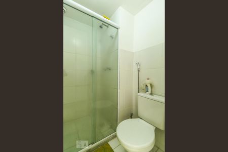 Banheiro de apartamento para alugar com 2 quartos, 60m² em Barra da Tijuca, Rio de Janeiro