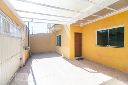 Casa à venda com 100m², 2 quartos e 3 vagasQuintal