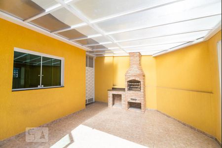 Casa à venda com 100m², 2 quartos e 3 vagasQuintal