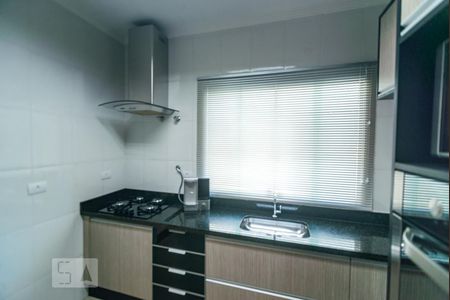 Cozinha de casa à venda com 2 quartos, 100m² em Vila Carrão, São Paulo