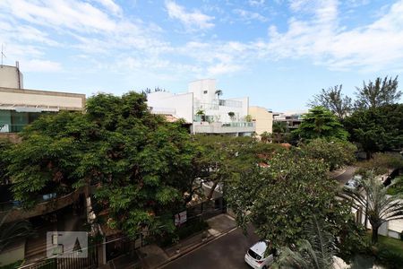 Apartamento para alugar com 140m², 4 quartos e 2 vagasVista