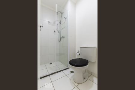 Banheiro de apartamento à venda com 1 quarto, 42m² em Anchieta, São Bernardo do Campo