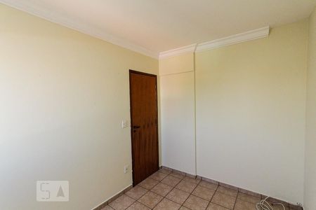 Quarto de apartamento para alugar com 3 quartos, 76m² em Quinta da Paineira, São Paulo