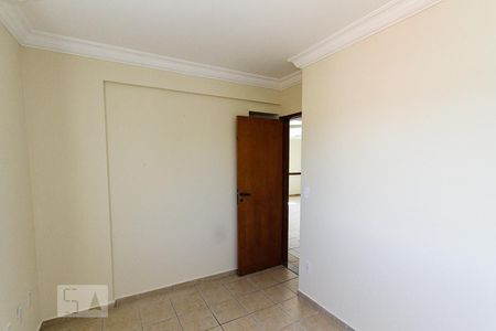 Quarto 03 de apartamento para alugar com 3 quartos, 76m² em Quinta da Paineira, São Paulo
