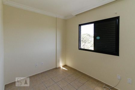 Quarto 03 de apartamento para alugar com 3 quartos, 76m² em Quinta da Paineira, São Paulo
