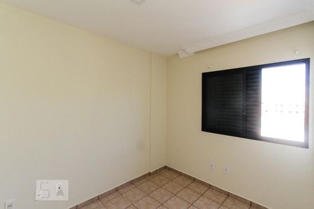 Quarto de apartamento para alugar com 3 quartos, 76m² em Quinta da Paineira, São Paulo