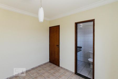 Apartamento para alugar com 76m², 3 quartos e 1 vaga Apartamento para alugar com 76m², 3 quartos e 1 vagaSuite