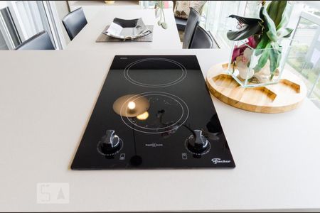 Cooktop de kitnet/studio para alugar com 1 quarto, 42m² em Baeta Neves, São Bernardo do Campo