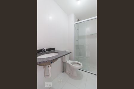Apartamento à venda com 35m², 2 quartos e sem vaga Apartamento à venda com 35m², 2 quartos e sem vagaBanheiro