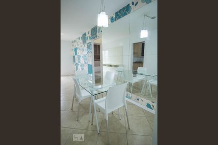 Sala de apartamento para alugar com 3 quartos, 65m² em Casa Branca, Santo André