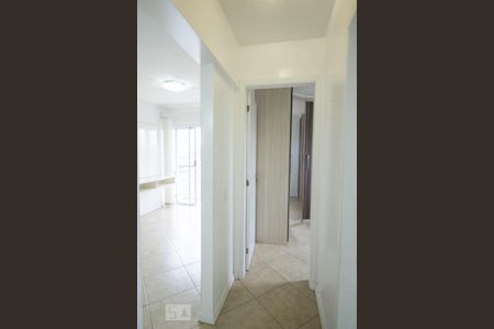Corredor de apartamento para alugar com 3 quartos, 65m² em Casa Branca, Santo André