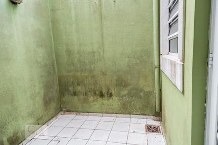 Casa de condomínio à venda com 135m², 3 quartos e 1 vagaQuintal