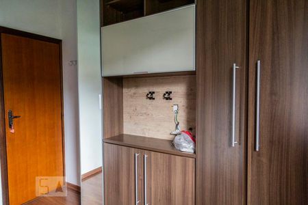 Suíte de casa de condomínio à venda com 3 quartos, 135m² em Vila Jacuí, São Paulo