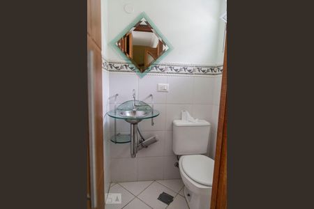 Casa de condomínio à venda com 135m², 3 quartos e 1 vagaLavabo