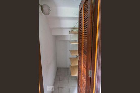 Casa de condomínio à venda com 135m², 3 quartos e 1 vagaDespensa