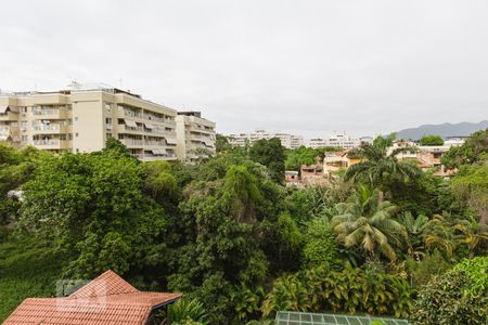 Vista Varanda Sala (Primeiro Andar) de apartamento para alugar com 2 quartos, 75m² em Taquara, Rio de Janeiro