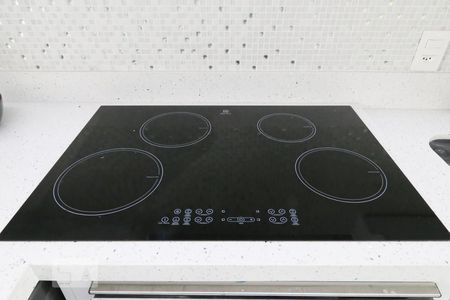 Apartamento à venda com 80m², 2 quartos e 2 vagasCozinha