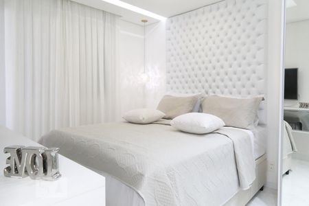 Apartamento à venda com 80m², 2 quartos e 2 vagasSuíte