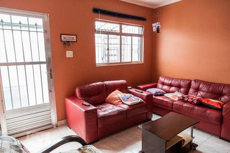 Sala de casa à venda com 3 quartos, 75m² em Vila Paranaguá, São Paulo