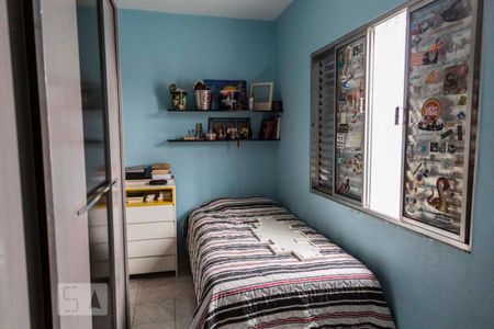 Quarto 2 de casa à venda com 3 quartos, 75m² em Vila Paranaguá, São Paulo