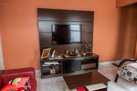 Sala de casa à venda com 3 quartos, 75m² em Vila Paranaguá, São Paulo