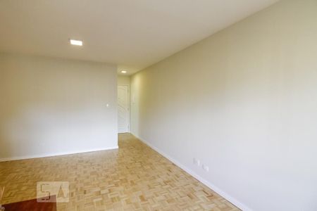 Apartamento para alugar com 65m², 3 quartos e 1 vaga Apartamento para alugar com 65m², 3 quartos e 1 vagaSala