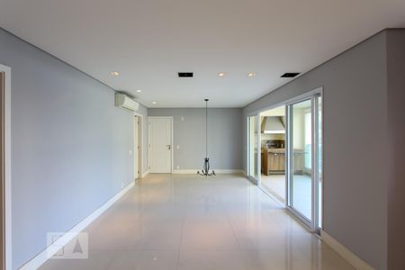 Apartamento à venda com 129m², 3 quartos e 2 vagasSala