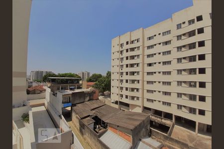 Vista da sala de apartamento para alugar com 2 quartos, 56m² em Todos Os Santos, Rio de Janeiro