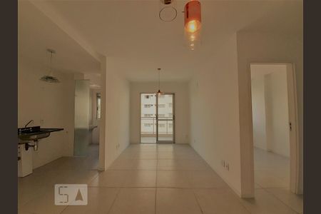 Apartamento para alugar com 2 quartos, 56m² em Todos Os Santos, Rio de Janeiro