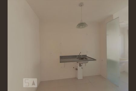 Cozinha de apartamento para alugar com 2 quartos, 56m² em Todos Os Santos, Rio de Janeiro
