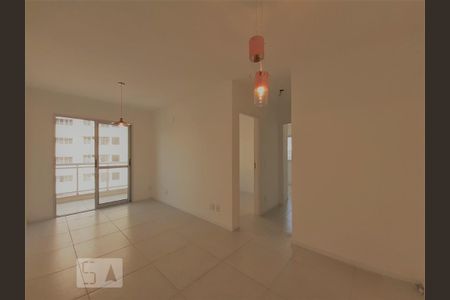 Sala de apartamento para alugar com 2 quartos, 56m² em Todos Os Santos, Rio de Janeiro