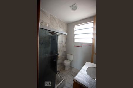 Banheiro de apartamento para alugar com 3 quartos, 110m² em São Francisco, Niterói