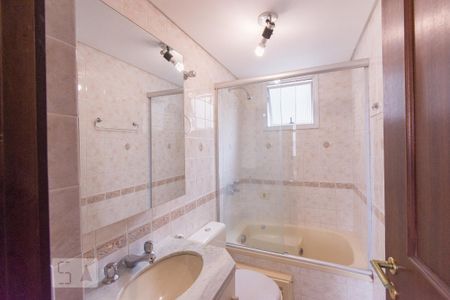 Apartamento para alugar com 65m², 3 quartos e 1 vaga Apartamento para alugar com 65m², 3 quartos e 1 vagaBanheiro da Suíte
