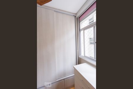 Apartamento para alugar com 65m², 3 quartos e 1 vaga Apartamento para alugar com 65m², 3 quartos e 1 vagaQuarto 2 - Armários