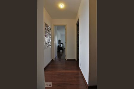 Apartamento à venda com 145m², 4 quartos e 3 vagasCorredor