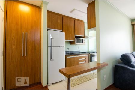 Cozinha de apartamento à venda com 1 quarto, 45m² em Cambuí, Campinas