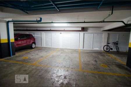 Garagem de apartamento à venda com 1 quarto, 45m² em Cambuí, Campinas