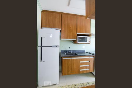 Cozinha de apartamento à venda com 1 quarto, 45m² em Cambuí, Campinas