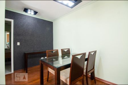 Sala de apartamento à venda com 1 quarto, 45m² em Cambuí, Campinas
