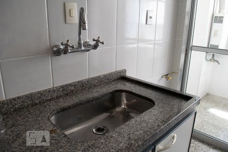 Apartamento para alugar com 133m², 3 quartos e 1 vaga Apartamento para alugar com 133m², 3 quartos e 1 vagaCOZINHA