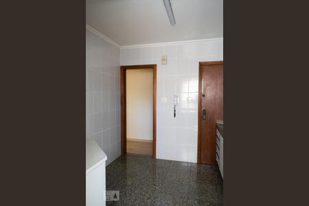 Apartamento para alugar com 133m², 3 quartos e 1 vaga Apartamento para alugar com 133m², 3 quartos e 1 vagaCOZINHA