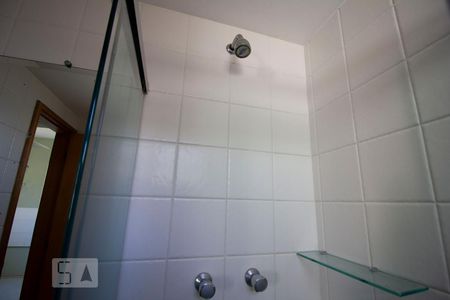 Apartamento para alugar com 75m², 3 quartos e 2 vagasChuveiro