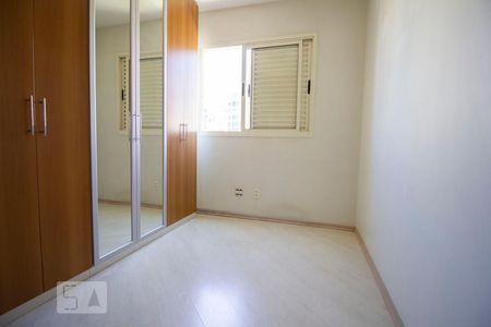 Apartamento para alugar com 75m², 3 quartos e 2 vagasQuarto 2