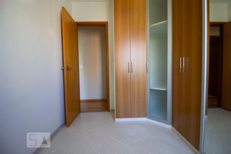 Apartamento para alugar com 75m², 3 quartos e 2 vagasQuarto 2