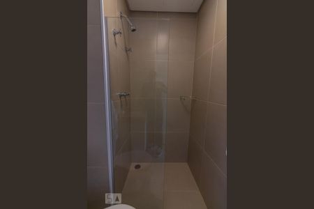 Banheiro de apartamento para alugar com 1 quarto, 32m² em Centro, Osasco