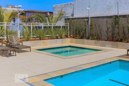 Apartamento para alugar com 64m², 2 quartos e 2 vagas Apartamento para alugar com 64m², 2 quartos e 2 vagasÁrea comum - Piscina