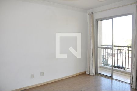 Detalhe - Sala e Sala de Jantar de apartamento para alugar com 3 quartos, 50m² em Jardim Peri, São Paulo