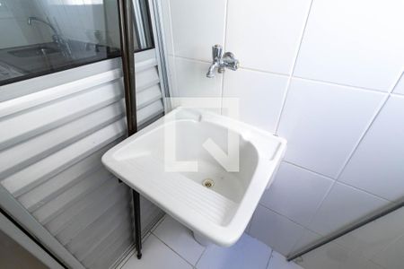 Apartamento para alugar com 50m², 3 quartos e 1 vaga Apartamento para alugar com 50m², 3 quartos e 1 vagaÁrea de Serviço - Tanque